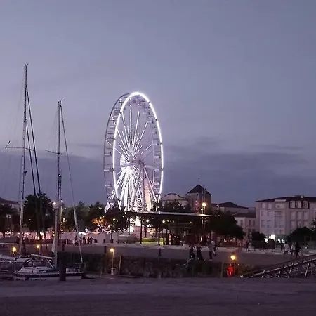 T2 Proche Plage Et Ports La Rochelle * La Rochelle (Charente-Maritime)